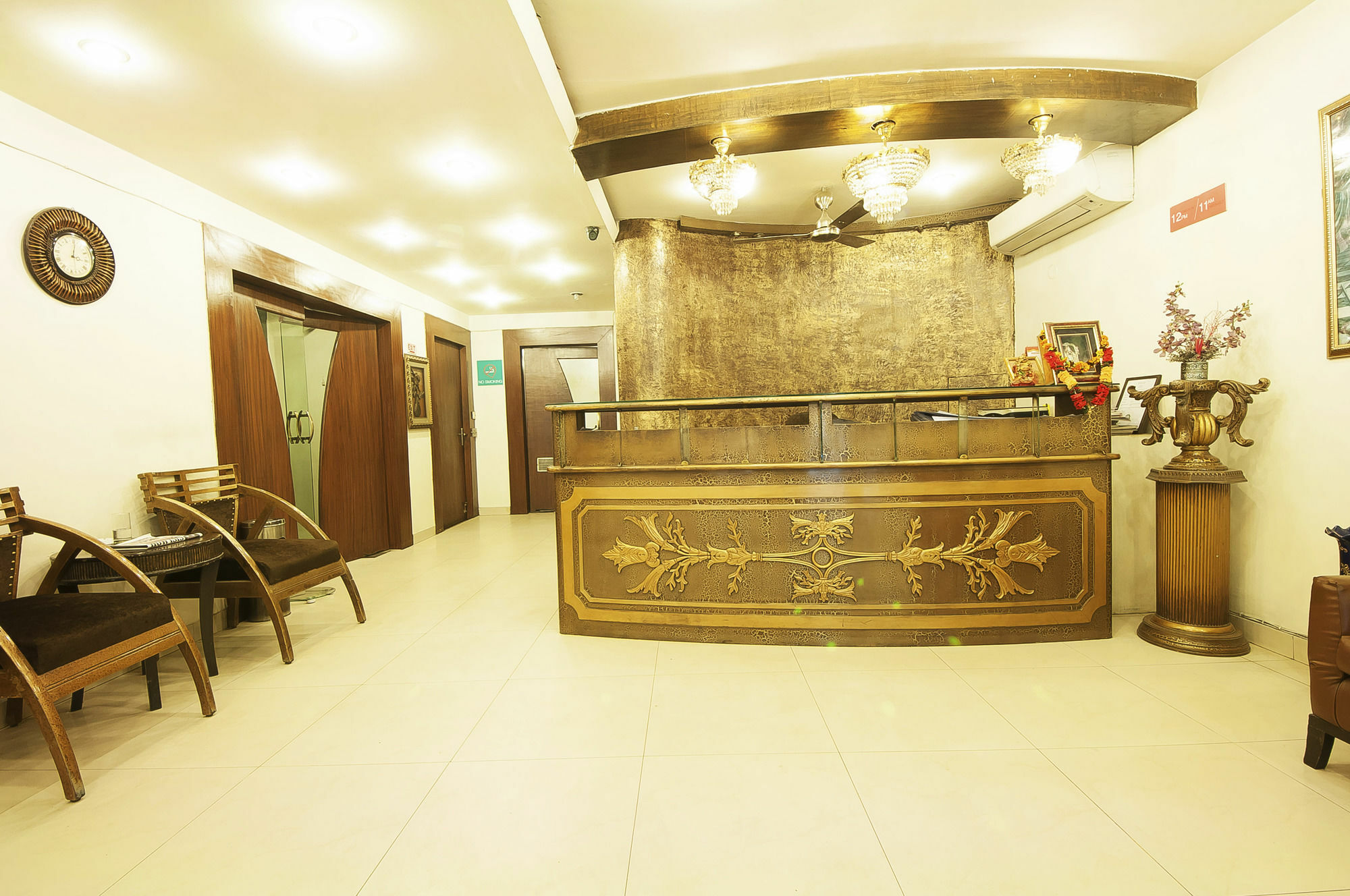 Golden Leaf Hotel Нью-Делі Екстер'єр фото