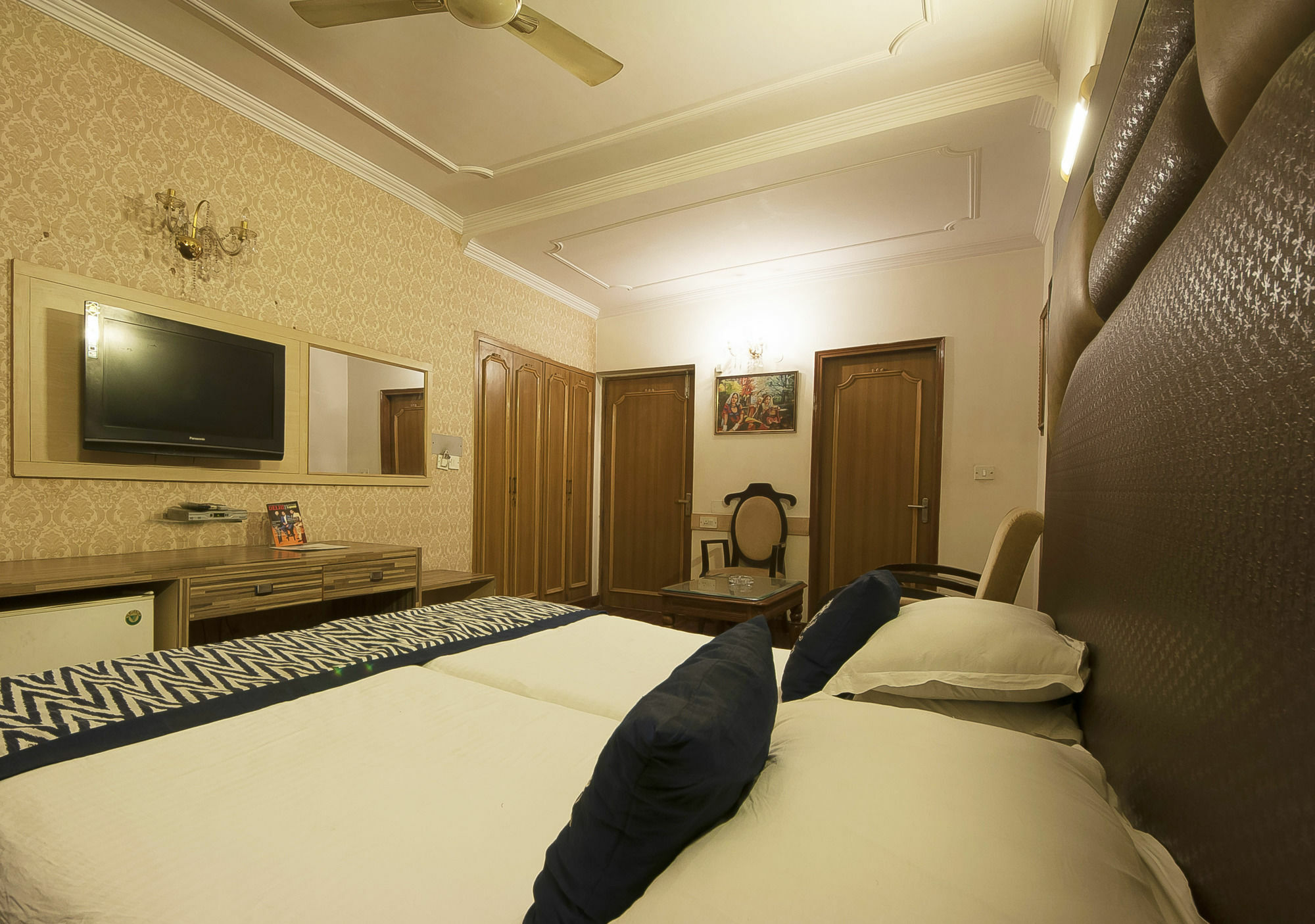 Golden Leaf Hotel Нью-Делі Екстер'єр фото