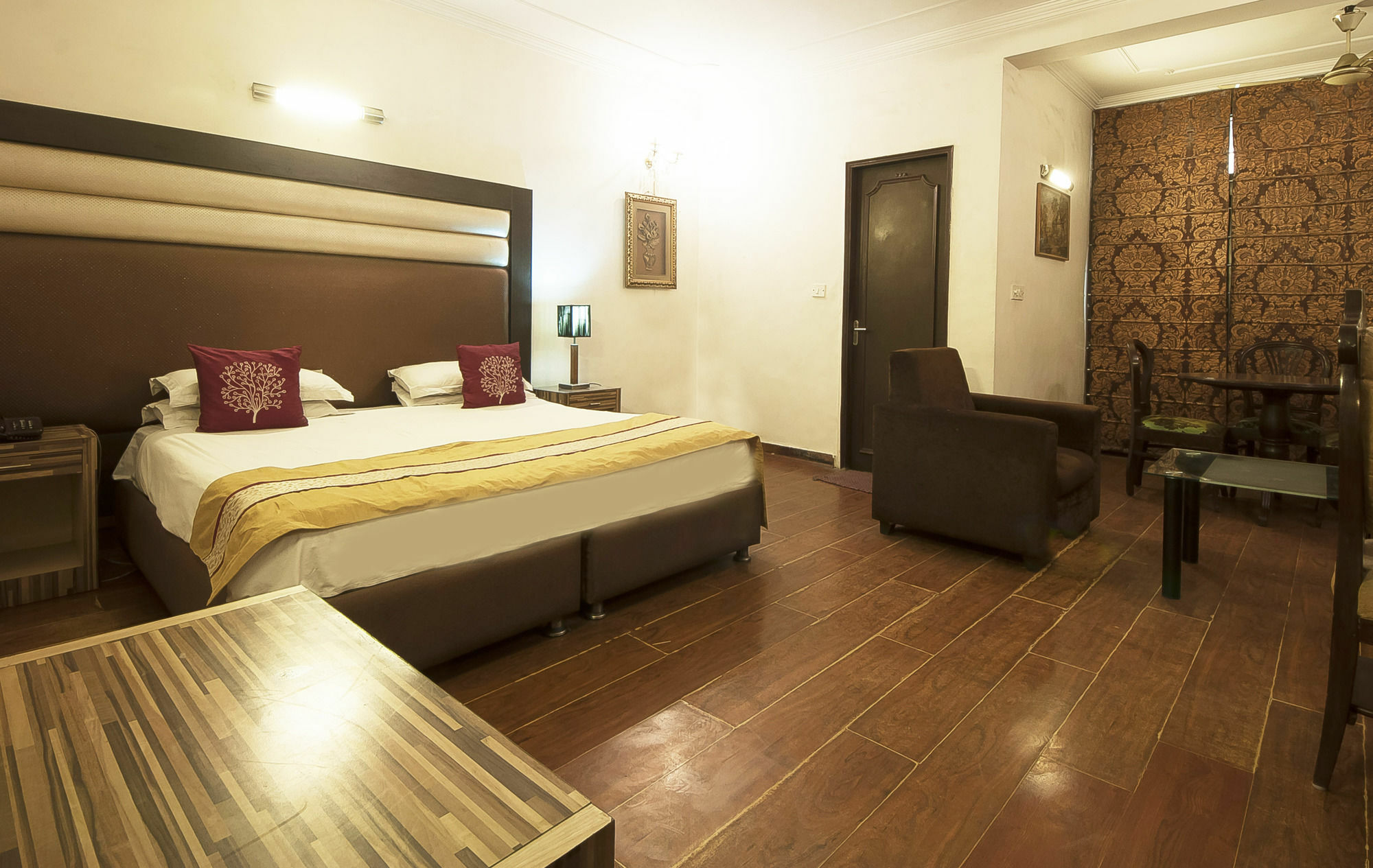 Golden Leaf Hotel Нью-Делі Екстер'єр фото